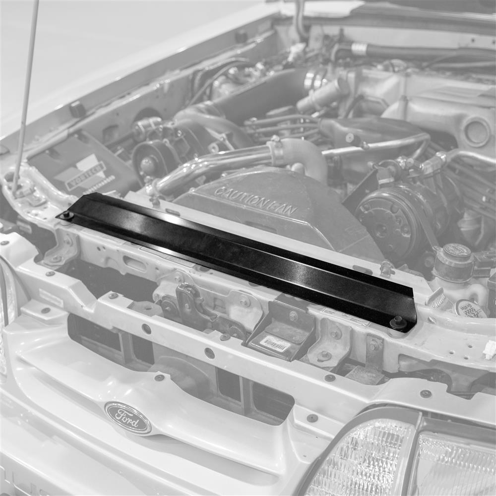 Ford Mustang Foxbody 1979–1993 SVE aluminium radiator bevestiging