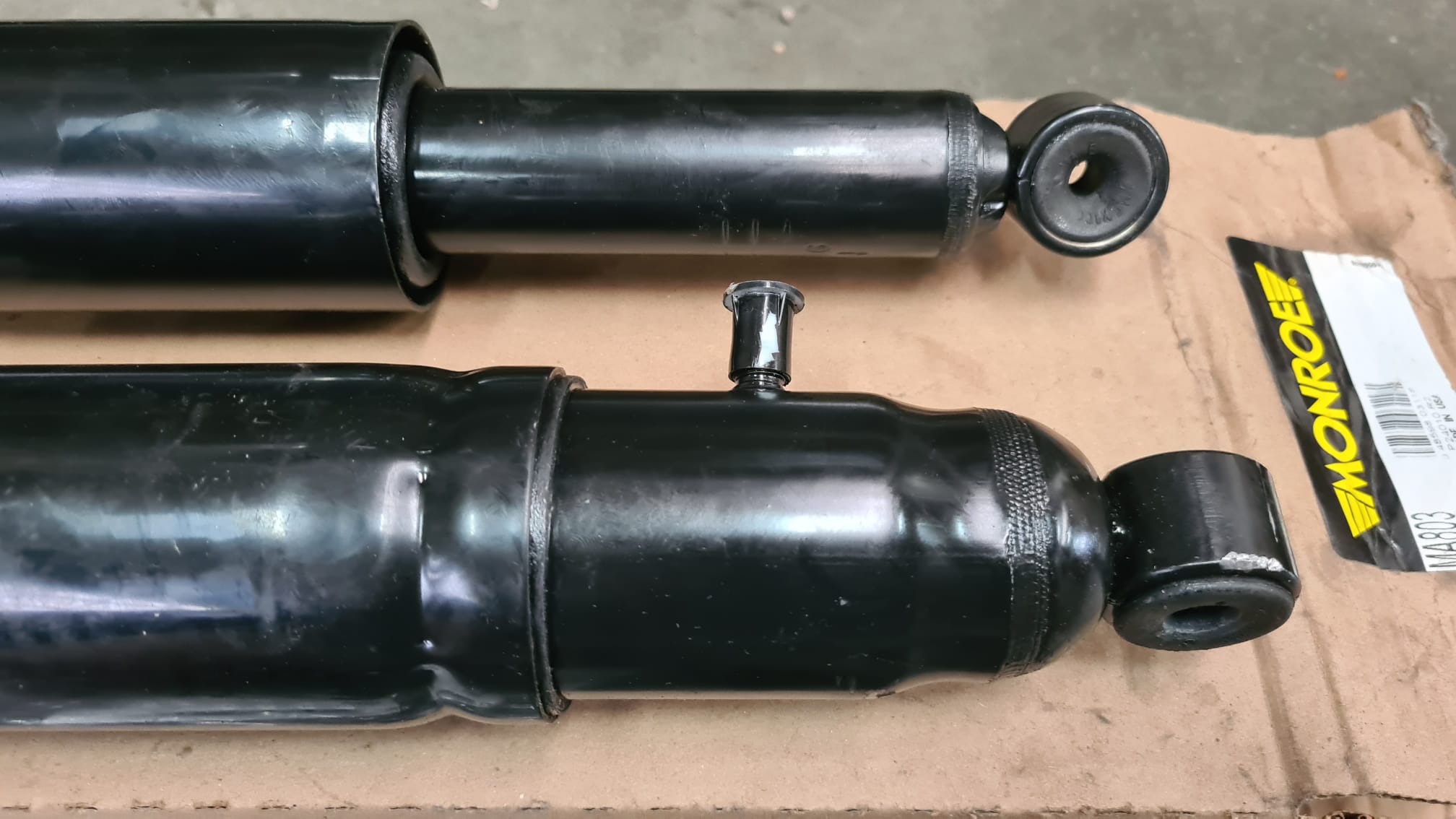 Monroe Max-Air Air Shock Absorber set