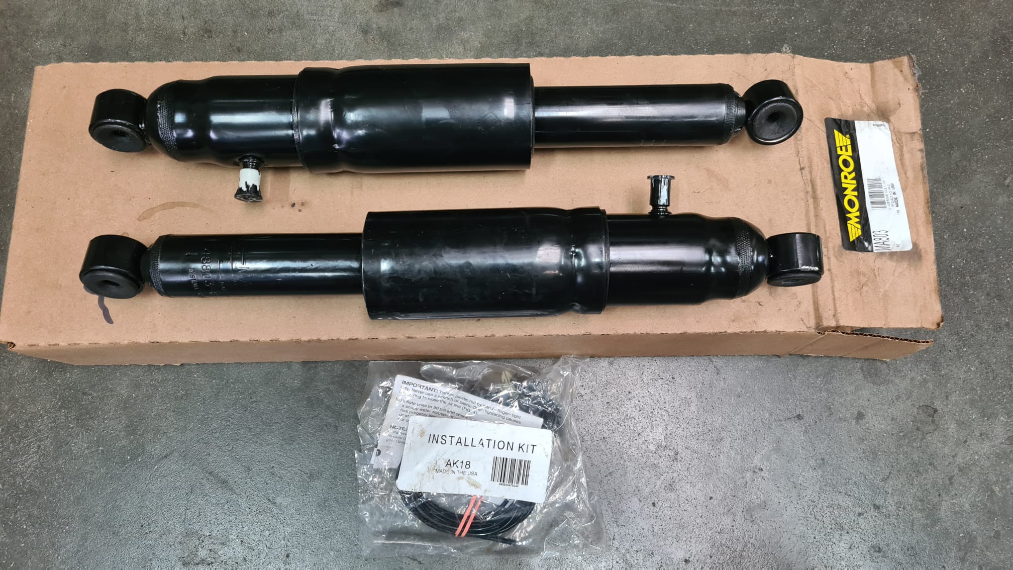 Monroe Max-Air Air Shock Absorber set