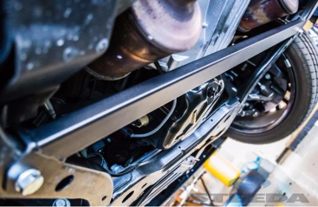 STEEDA S550 MUSTANG ULTRALITE 2-POINT G-TRAC BRACE (2015+)