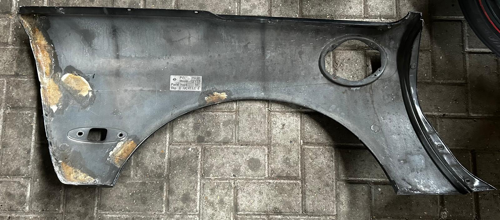 Gebruikte set achter spatborden Corvette C5 Z06 2001-2004