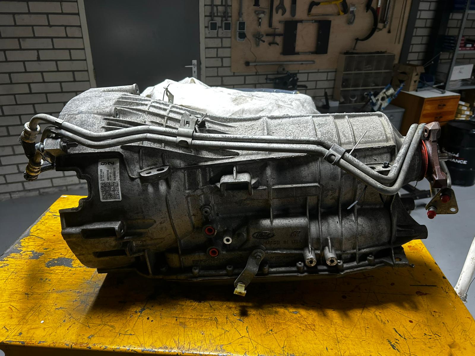 FORD MUSTANG ECOBOOST 2015-2017 VERSNELLINGSBAK FR3P-7000-CB